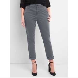 NWT Gap Girlfriend Chinos 8T